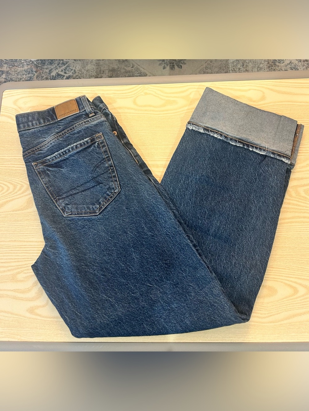 American Eagle Outfitters Dark Blue Cropped Jeans
